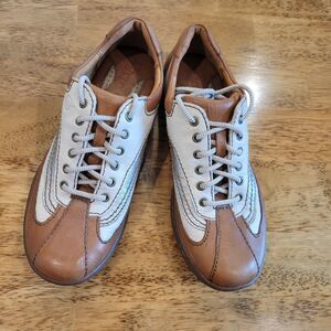 Born Women's White Tan Leather Upper Lining Lace Up Oxford Golf Sneakers Size 6
